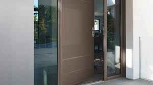 En tant que fabricant de porte d'entrée sur mesure, proferm vous offre l'accès à un large catalogue de menuiseries sur mesure.la porte d'entrée vitrée sur mesure est une menuiserie très répandue grâce aux fonctionnalités et aux designs qu'elle apporte. Qu Est Ce Qu Une Porte D Entree Securisee Cote Maison