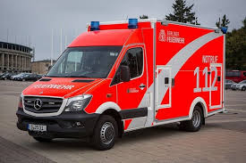 Pin Auf Ambulances