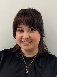 Victoria Araujo's Instagram, Twitter & Facebook