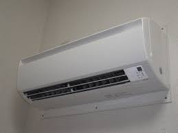 Tank capacity is directly correlated with the size of the evaporative cooler, and so if you want a larger tank capacity for the cooler to run continuously, you will need to sacrifice more. Swamp Cooler Vs Air Conditioner Pros Cons Comparisons And Costs