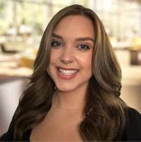 Emily Hull's Instagram, Twitter & Facebook