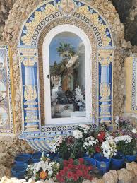 Why is the virgen del carmen on a boat? Santuario De La Virgen Del Carmen Rincon De La Victoria Aktuelle 2021 Lohnt Es Sich Mit Fotos