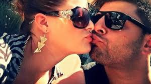 I work mainly with janine on setting up orders and she is a. Severino Seeger So Kusst Er Die Geruchte Um Eine Affare Mit Janine Pink Einfach Weg