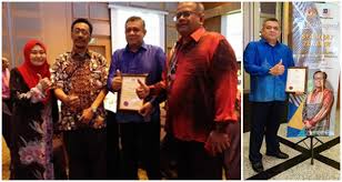 Permohonan perlu dibuat secara atas talian (online).tarikh buka : Kolej Poly Tech Mara Official Website
