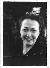 Barbara Fairbanks's Instagram, Twitter & Facebook