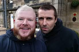 Liam Gallagher and WWE superstar wowed by Airdrie artist's portraits