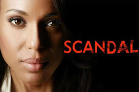 Gyermeknevelés mellett is bombázó Kerry Washington