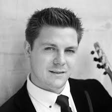 Listen to Federico Moreno Torroba