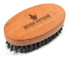 Here is our review and guide of the best beard brushes of 2021. 7 Best Beard Brushes Of 2020 Comparison Buyer S Guide