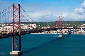 Volejte na 800 499 499. Lisabon Portugalsko Severny Atlanticky Ocean Destinacie Plavby Lodou Po Celom Svete Pt Tours