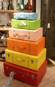 The most common decorated luggage material is cotton. 30 Fabulous Diy Decorating Ideas With Repurposed Old Suitcases Architecture Design