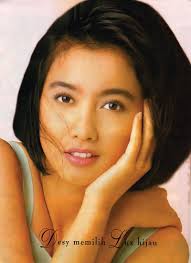 Hasil gambar untuk bugil telanjang NAJWA SHIHAB indonesia presenter tv