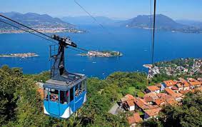 Accommodation lists with booking online, attractions, events, public transport, traveller's tips and useful links for other stresa travel resources. 3x96pamxtne7jm