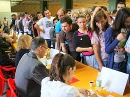 Un loc de munca toxic nu numai ca iti poate ruina cariera, ci te distruge din punct de vedere psihic, dar iti poate provoca si afectiuni fizice, in unele cazuri. Liste Agrisol Veolia Si Modexim Fac AngajÄƒri Sute De Locuri De MuncÄƒ Disponibile In Ploiesti Campina Si VÄƒlenii De Munte