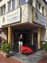Genießen sie die private atmosphäre und den liebevollen service unseres hauses. Haus Am Meer Bad Zwischenahn Auf Dem Hohen Ufer 25 Menu Preise Restaurant Bewertungen Tripadvisor