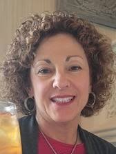 Katherine Holly's Instagram, Twitter & Facebook