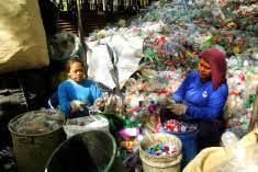 Daily, 163 million sachets produced by the biggest fmcg companies are left polluting the environment in the philippines. Building Local Capacity For Zero Waste In The Philippines Q A With Break Free From Plastic S Former Asia Pacific Coordinator Beau Baconguis