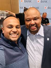 Another night of mingling with local movers, shakers and doers!