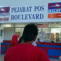 Very disappointed i send a letter by pos laju ,brickfield to kuching on 26/1/2015 1348 afternoon,until 30/1/2015 1700hrs ,still not yet reach, i wonder how good is services pos laju provided to malaysian ,even though from kuala lumpur to kuching city take four days cannot reach,i even call shah alam hq ,reasons given is that maybe lots of. Pejabat Pos Miri Sarawak