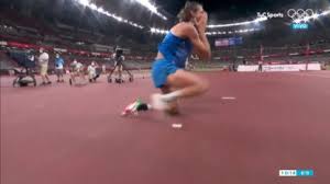 El salto en largo fue un evento de campo de atletismo disputado en los juegos olímpicos de parís, en 1900. N5lruai71ba7jm