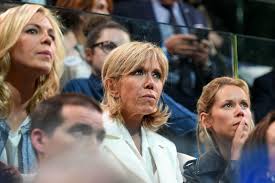 Emmanuel macron, (born december 21, 1977, amiens, france), french banker and politician who was elected president of france in 2017. Frankreichs Prasident Macrons Ruckhalt Ist Die Grossfamilie Panorama Gesellschaft Tagesspiegel