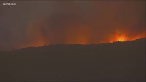 The evacuation order affected roughly 60,000 people, according to the orange county fire authority. Orange County Bond Fire Live Maps Evacuations Road Closure Abc10 Com