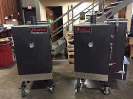 Assassin 17 Insulated Gravity Fed Smoker Bbq Grill Smoker Smoker Insulated