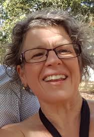 Question looking for a reliable hair dresser to dye my hair? Suggestions