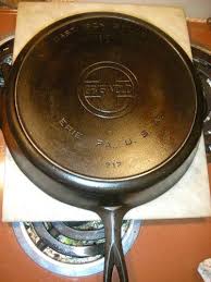 Large Griswold No 11 Cast Iron Skillet Clean Level And Smooth Erie Pa Usa 717 Iron Skillet Cleaning Cast Iron Iron Skillets