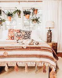 40 Bohemian Minimalist With Urban Outfiters Bedroom Ideas Inspira Spaces Urban Outfiters Bedroom Bohemian Bedroom Design Home