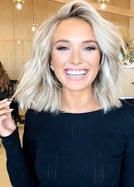 These are praised by many ladies for their versatility and easy maintenance since the length is appropriate for both wearing the hair loose and creating various updos. 100 Best Hairstyles For 2020 Blonde Haircuts Medium Hair Styles Medium Length Hair Styles