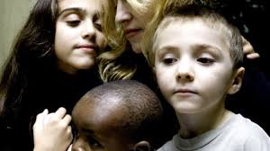 See more ideas about madonna and child, religious art, madonna. Madonna Sie Die Kinder Er Den Pub Menschen Faz