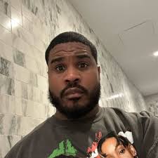 What I liked was the immediate cord twirling. It's like an itch you just  have to scratch. 🤣🤣