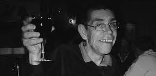 16605UNI Riseholm A3 cards.qxd