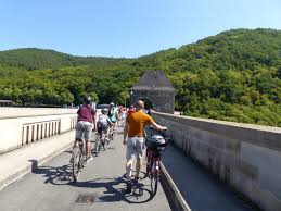 Rund um den landschaftlich schön gelegenen stausee gibt es viel zu entdecken. Radfahren Um Den Edersee Einfachraus Eu
