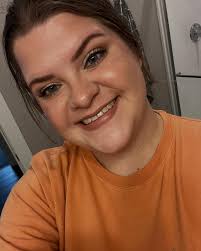 Gracie Kadubeck (@graciehansonmakeup) · Instagram 照片和视频