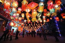 In asia and elsewhere around the world, sky lanterns have been traditionally made for centuries. Everything About The Lantern Festival In China Asia Exchange