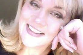 Pictures published in the mirror appear to show samantha markle. Meghan Markle S Half Sister Launches Gofundme Appeal For New Home Where She Can Use Wheelchair World News Mirror Online