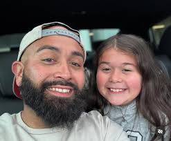 Hi! I'm new to this group. I recently joined because IM A CHISMOSA TO 🤣jk  jk