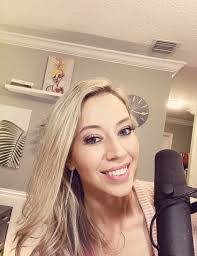 Lacey Sisco's Instagram, Twitter & Facebook