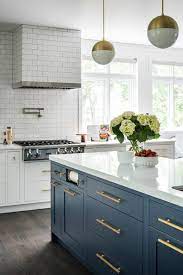 From cabinets to islands, navy blue is the color of the moment for kitchens. Deep Blue Kitchen Larchmont Manor Klassisch Modern Kuche New York Von Studio Dearborn