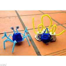 Décorations de noël en fil chenille christmas pipe cleaner ornaments ideasdiy tuto bricolage. Diy Enfant Facile Crabe En Fil Chenille Idees Conseils Et Tuto Activite Manuelle Enfant Activite Manuelle Enfant Activite Pour Tout Petits Diy Enfant