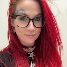 Amber Forrest (@piercingbyyoshimi) • Facebook