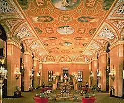 Palmer House Hilton I Got A Great Deal And We Stayed Here On One Of Our Trips To Chicago It Is Very Old An Chicago Hotels Palmer House Palmer House Chicago
