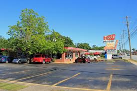 Dixie Drive In On The Historic Dixie Highway In Greenwood Sc Diner Restaurant Street View Greenwood
