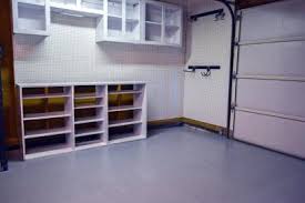 Epoxy is a super durable and tough organic compound that is resin part polyamine hardener. How To Paint A Garage Floor With Epoxy How Tos Diy