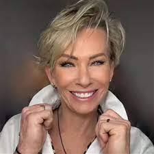 Lori Fetick's Instagram, Twitter & Facebook