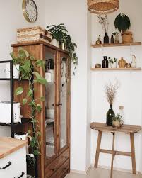 A Mix Of Mid Century Modern Bohemian And Industrial Interior Style Home And Apartment Decor Decoration Ideas Bohemian Kitchen Home Decor Apartment Decor