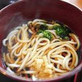 What do you eat udon noodles with?