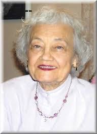 Bea Bailey's Instagram, Twitter & Facebook